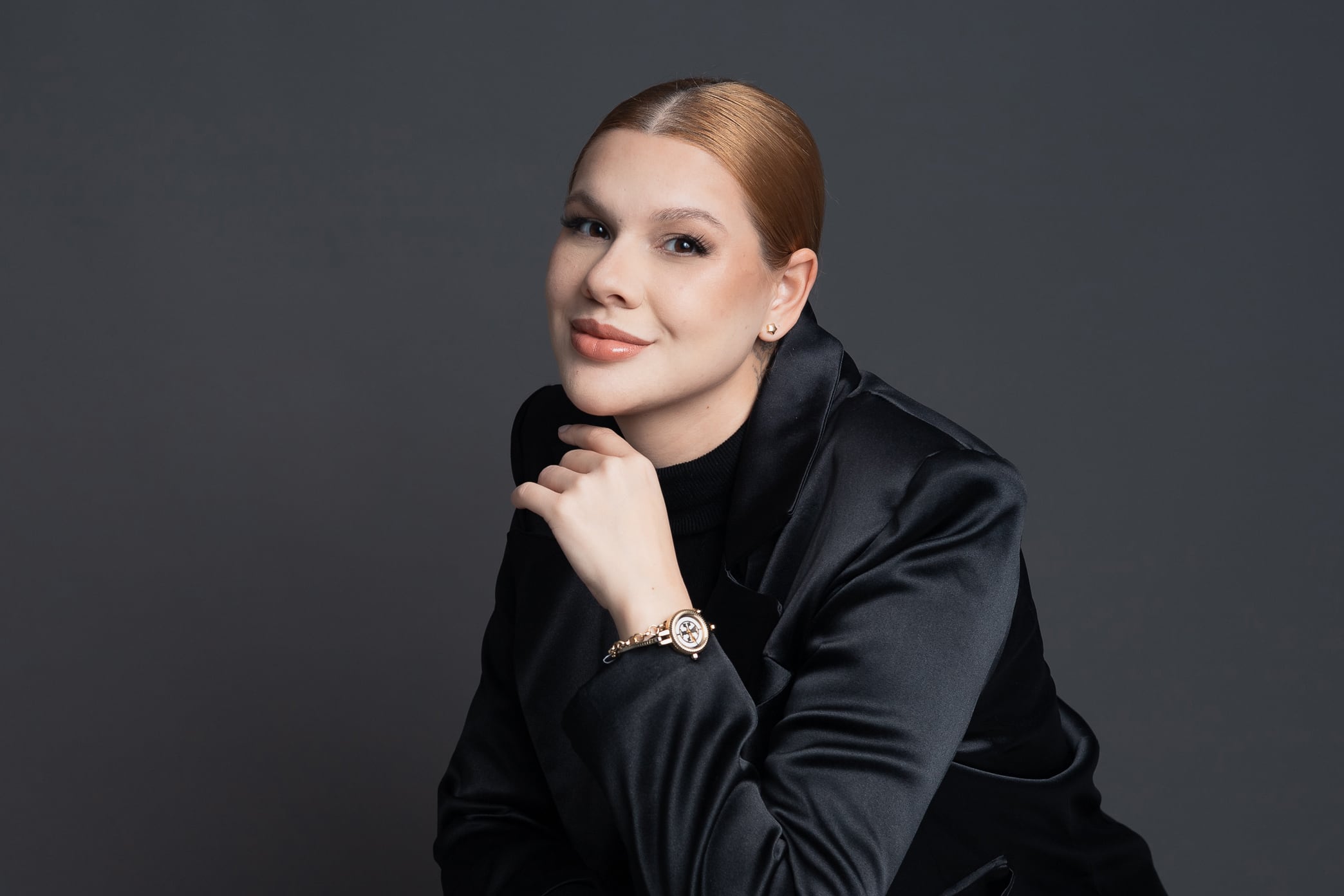 Dra. Tayná Zanezi